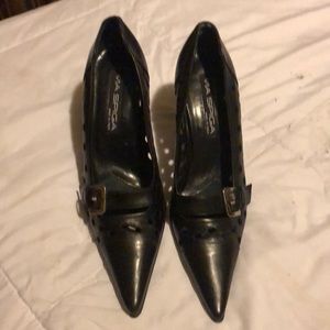 Via spiga black 3inch pumps
